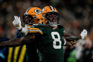 Packers vence o 49ers com placar histórico no Lambeau Field.